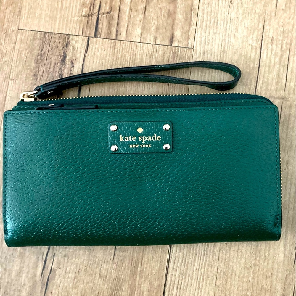 Kate Spade wellesley wallet